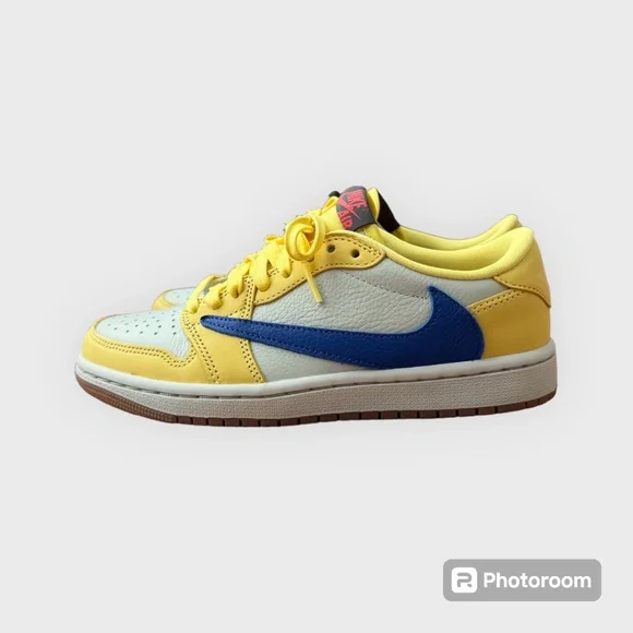 Nike Air Jordan 1 low x Travis Scott Canary - NIB - size W 6.5